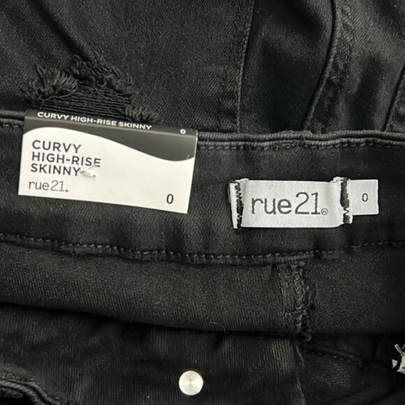 New RUE21 Curvy High-Rise Medium Stretch Black Denim Skinny Jeans Distressed - Picture 9 of 12